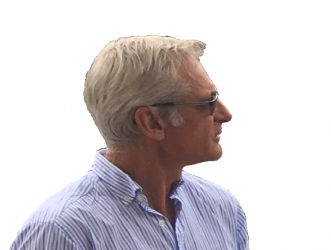 portrait de Pascal CHARGELEGUE